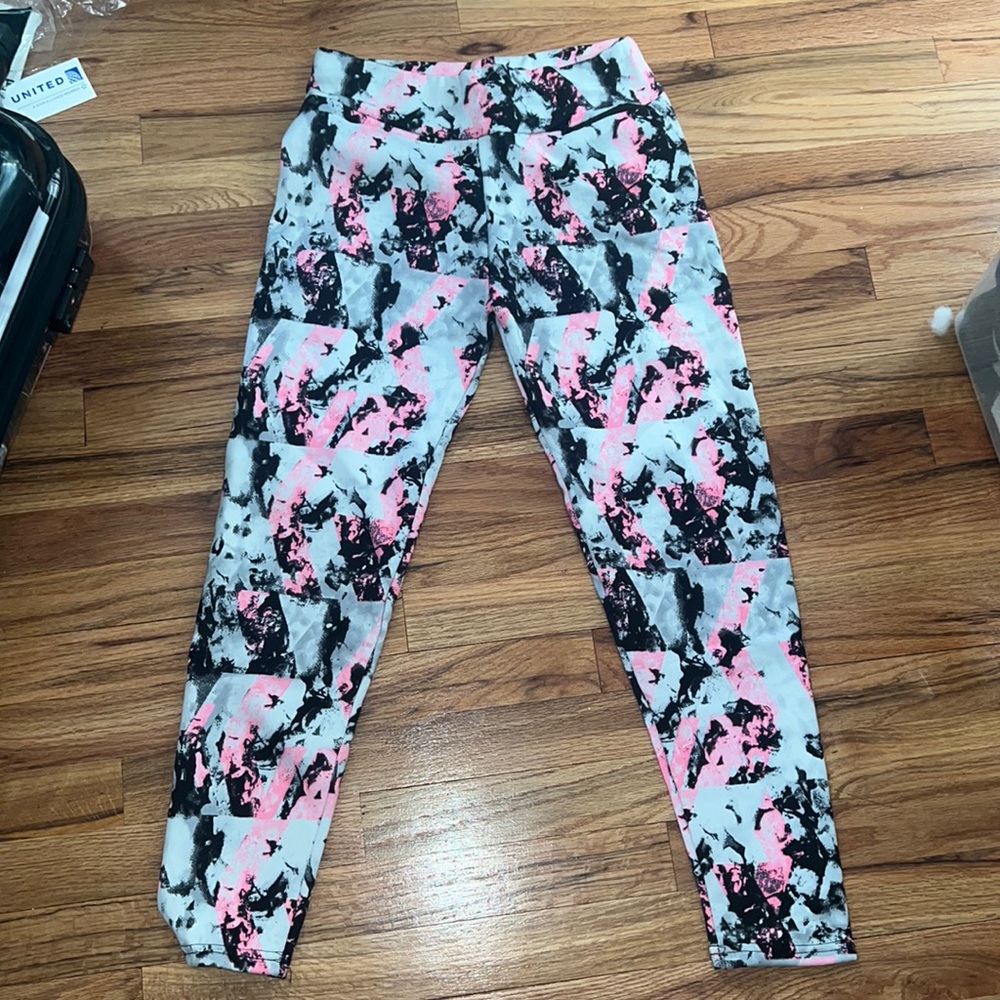 Thick workout leggings